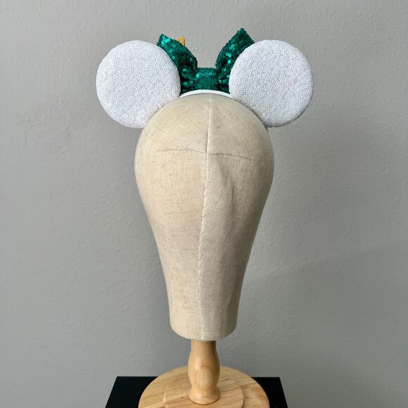 Mirabel Butterfly Floral Minnie Ears | Disney's Encanto-Inspired Mouse Headband - Picture 5 of 5